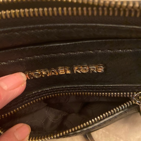 Michael Kors Black Crossbody Bag - Picture 8 of 11